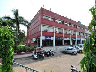 Hotel Solitaire Chandigarh - 10 Mins from Railway Station - 4