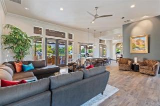 Ultimate Luxury Retreat Over 1 4 Acres Pool Spa More - 7