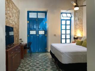 Casita de la 12 5 min a centro Campeche ideal para 2 ó 3 personas Cocina con estufa de inducción, microondas y refrigerador - Campeche - 0