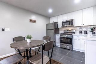 Roomy Urban Apartment Montrose! Free Parking #8 - Houston - 2