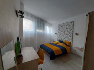 Appart' DuChatelain lumineux, vue sur château - 1