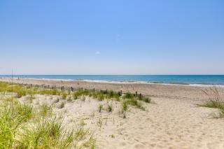 Emerald Isle Vacation Rental, Walk to Beach! - Emerald Isle - 9