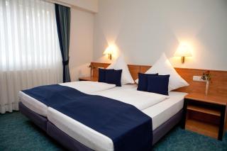 Landhotel Imhof - Neuhof - 1