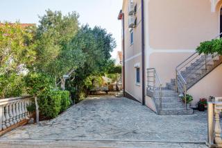 Apartments with a parking space Jezera, Murter - 5133 - Jezera - 1