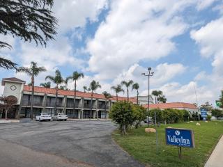 Valley Inn - 4