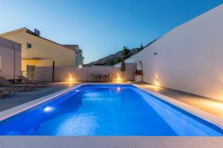 Family friendly house with a swimming pool Podstrana, Split - 21718 - Podstrana - 2