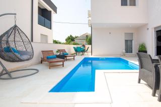 Family friendly apartments with a swimming pool Vir - 21760 - Vir - 3
