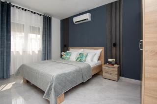 Family friendly apartments with a swimming pool Vir - 21760 - Vir - 1