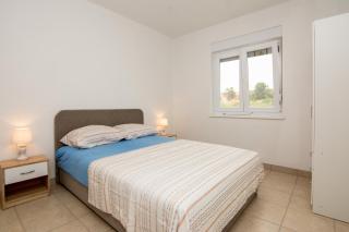 Apartments with parking spaces Vir - Lozice, Vir - 21777 - Vir - 4