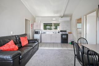 Jack & Di's Lakefront Motel - Rotorua - 1