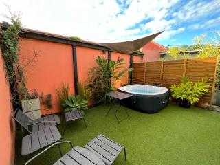 Charmant bungalow climatisé avec jacuzzi - Sainte-Clotilde - 2