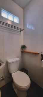 Betah Homestay Banyuwangi - Banyuwangi - 6