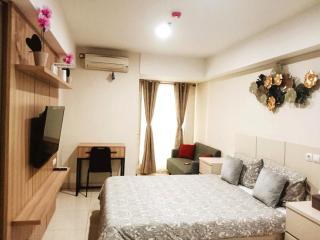 Warhol Residence at Louise Kienne Simpang Lima Semarang - 9