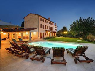 Beautiful Casa Silvano with swimming pool - Bale - 5