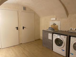 HostHello Nus - Nus - 1