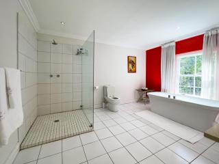 The hidden Retreat on Haumann - Franschhoek - 1