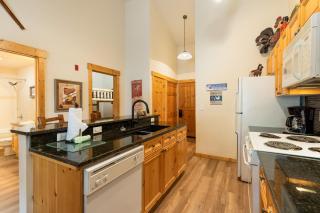 2674 Tenderfoot Lodge Condo - 4