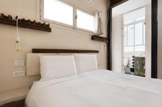 Radiant 2BR Apt 5 Min Walk from Beach in Tel Aviv with Shelter by Sea N' Rent - Tel Aviv - 1