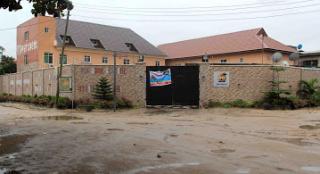 Vic James Apartments-Apartment - 5