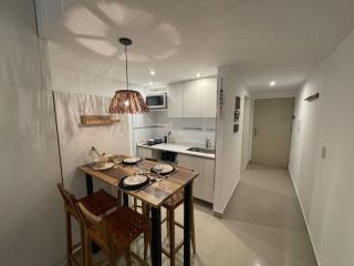 Comfortable and Elegant with Heated Pool - Buenos Aires - 1