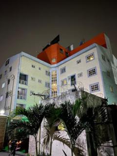 Valley Front View Hotel - 8