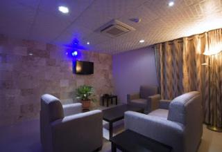 Valley Front View Hotel - 2