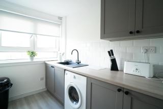 Deedes Apartment - Airdrie - 7