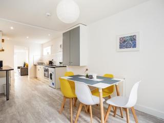 Outstanding 6 Sleeper - Great Location - Legoland - Windsor - 7