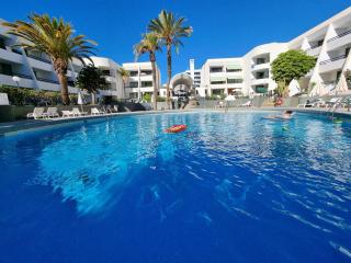 Casa Palmera 2 only 150 meters to the beach, heated pool, Wifi, SAT-TV, terrace, central location, washing machine - Playa de las Americas - 0
