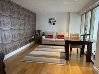 Bright and spacious flat in Wimbledon, London - London - 0