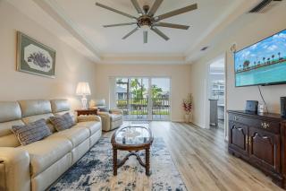 Closest to the Pool! - Updated, Bright & Cheery - Condo Serenity Cove - Roelens Vacations - 9