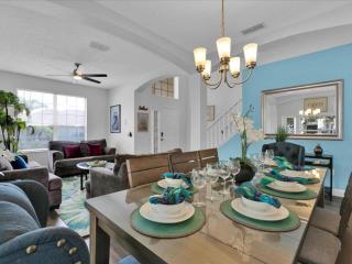 Beautiful 7 Br Pool Home- Southern Dunes - Haines City - 3