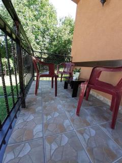 Quiet & Cosy Hillside Hideway Near Bus & Train St - Sarajevo - 3