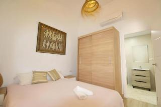 Apartamento reformado en pleno centro histórico - Valencia - 1