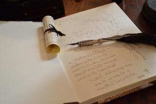 Apartment with Little Arch - 7