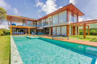 PF16 Casa Alto Luxo 5 Suítes Praia Bella Faxineira Inclusa - Praia do Forte - 0