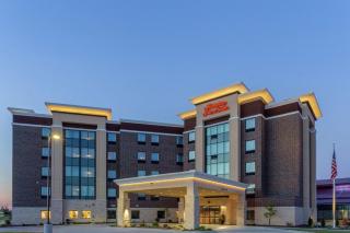 Hampton Inn & Suites Burlington - Burlington - 9