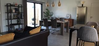 Adequate Maison moderne Calme - 6