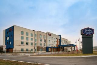 Hampton Inn & Suites Adrian, Mi - 5
