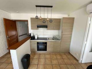 Appartement 2 pièces de charme climatisé - Nîmes - 8