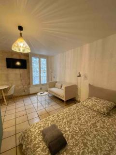Studio climatisé neuf centre-ville - Nîmes - 5