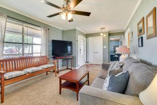 20 Mi to Austin Texas Farmhouse on 10 Acres - Manor - 8