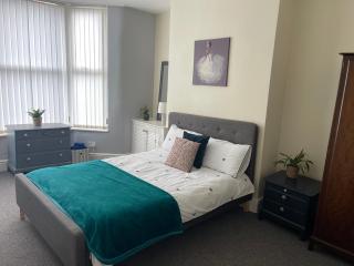 Marks Place - Liverpool - 0