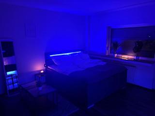 Relax Oasis with 65 SmartTV, Kitchen and Balcony - Duisburgo - 3