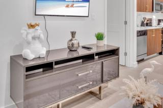 Modern Unit in the Heart of Downtown Miami With Free Parking - Miami - 5