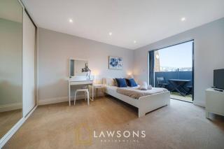 Penthouse Living by Lawsons - 5