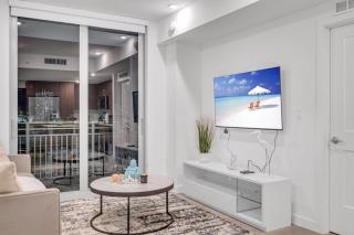 Exclusive Condo in Downtown Miami With Pool Views and Free Parking - Miami - 2