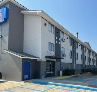 Motel 6 Kingsland Kings Bay Naval - Kingsland - 0