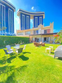 فيلا للإيجار مارينا 7 الساحل الشمالي - 0