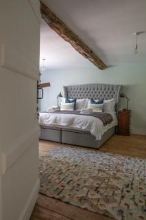 Saltmarsh Farmhouse - West Dean - 9